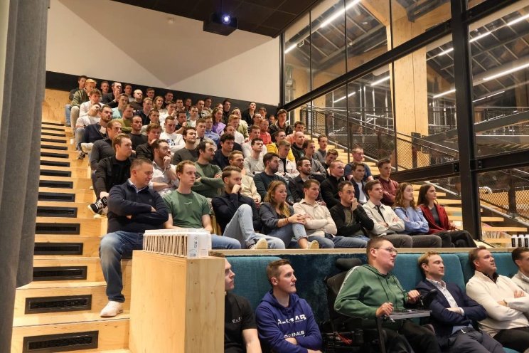 Tuinbouw Jongeren Westland bij Ter Laak Tuinbouw Jongeren Westland bij Ter Laak