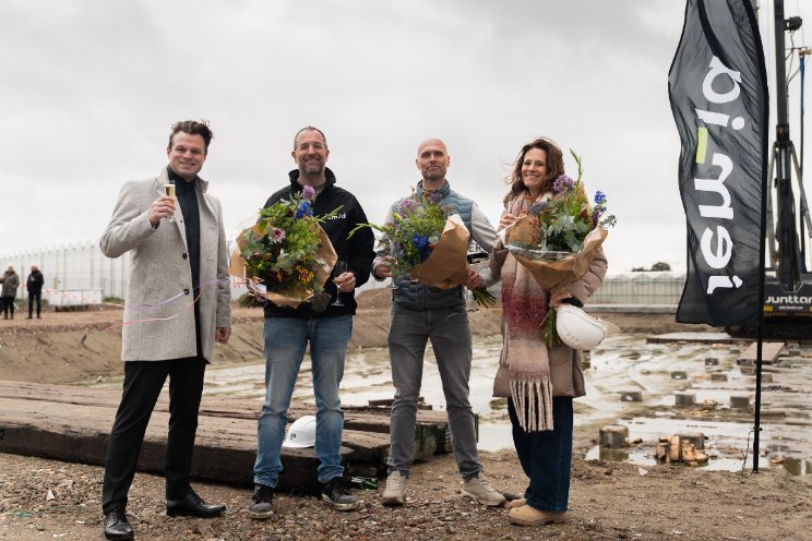 jem-id slaat eerste paal