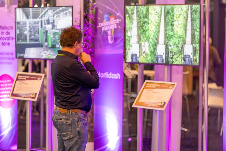 Nominaties voor Zoecore, Signify en Van der Ende