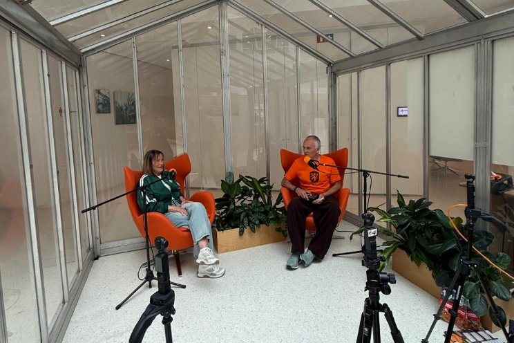Opname video-podcasts bij 25-jarige AgroEnergy