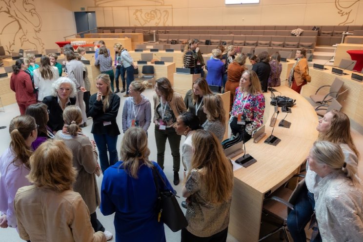 Succesvol netwerkevent vrouwen uit voedselketen Succesvol netwerkevent vrouwen uit voedselketen