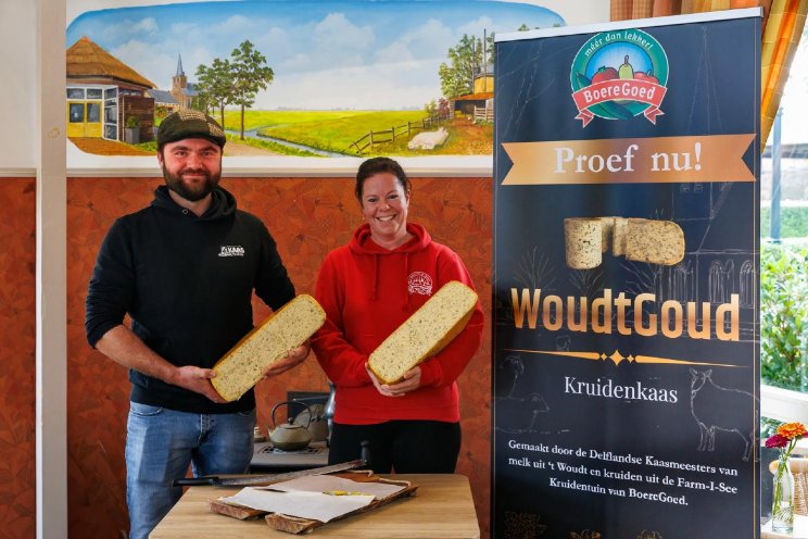 Nieuwe kaas met kruiden uit de tuin van BoereGoed