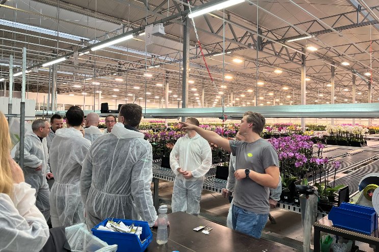 Under40 bezoekt Opti-flor