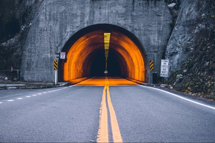 Verkeerd door een tunnel Verkeerd door een tunnel