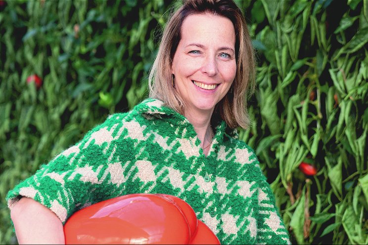 'Telersvrouw' Hannie Moors in Kek Mama