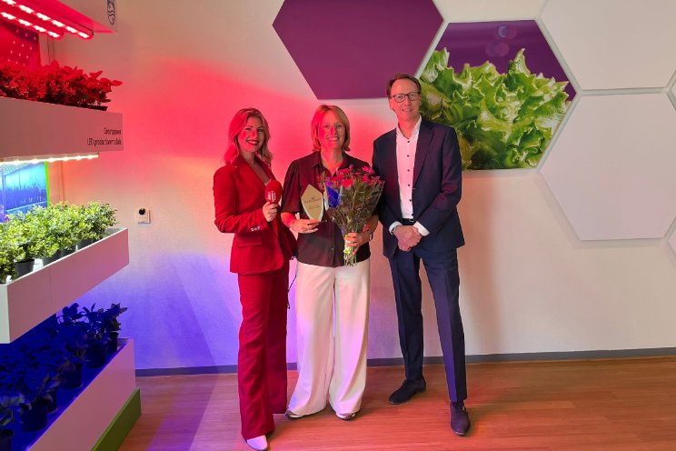 Verslag uitreiking Award HortiContact bij Signify