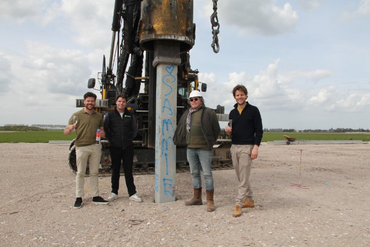 Duijndam Machines slaat eerste paal in Boskoop