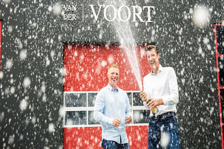 Van der Voort 75 jaar! Van der Voort 75 jaar!