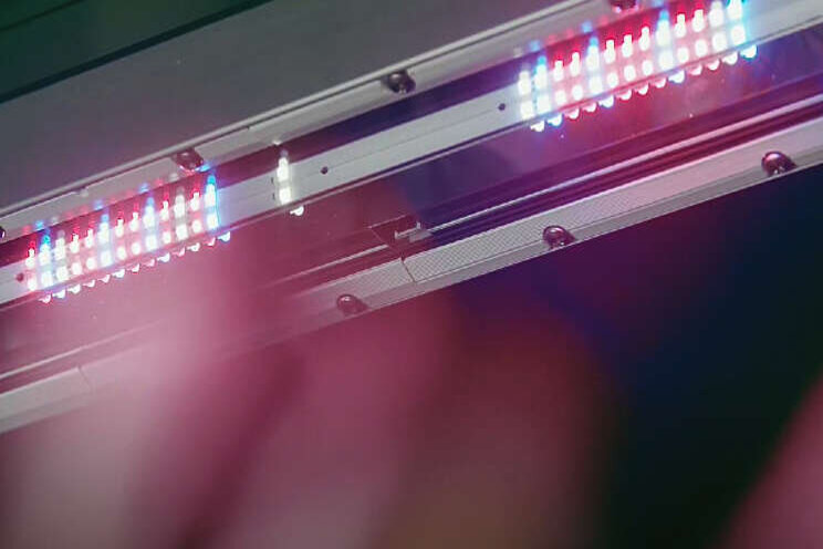 Oreon lanceert eerste watergekoelde multi-layer LED-armatuur Oreon lanceert eerste watergekoelde multi-layer LED-armatuur