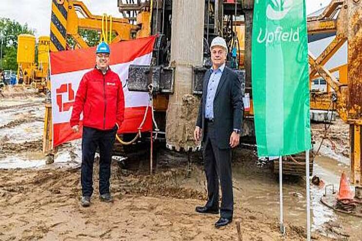 Eerste paal in de grond van voedingsonderzoekscentrum Eerste paal in de grond van voedingsonderzoekscentrum