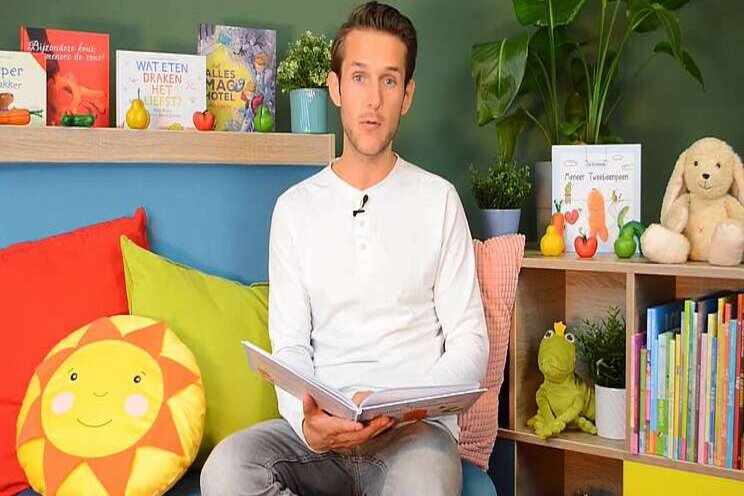 Kromkommer leest voor Kromkommer leest voor