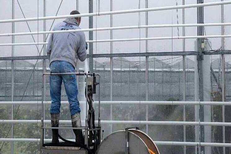 Hoe gebruik je een glasreiniger in de kas? Hoe gebruik je een glasreiniger in de kas?