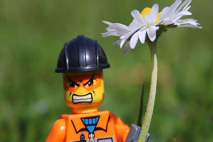 Thuiszitters geven Lego boost Thuiszitters geven Lego boost