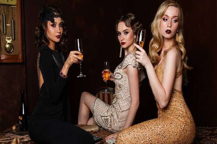 Champagnemakers plukken minder om prijs op te krikken Champagnemakers plukken minder om prijs op te krikken