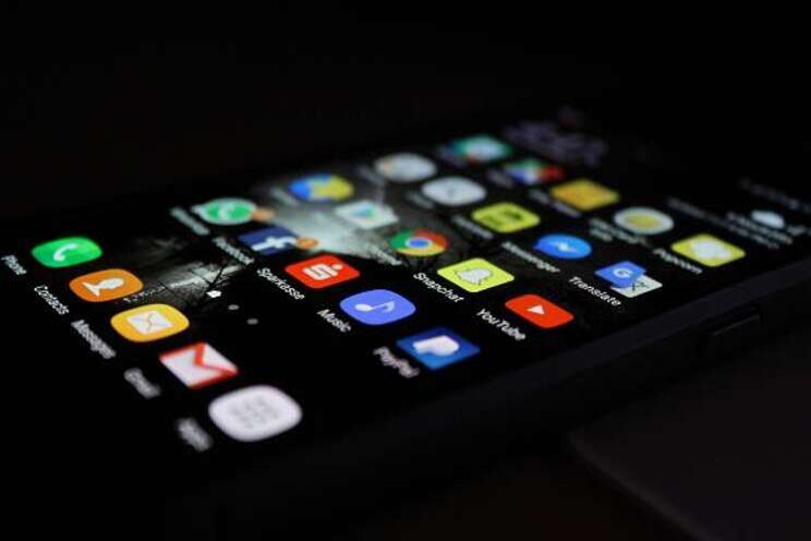 Komkommernieuws: Miljoenendiefstal iPhones Komkommernieuws: Miljoenendiefstal iPhones