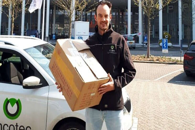 Incotec geeft mondkapjes aan ziekenhuis in Hoorn Incotec geeft mondkapjes aan ziekenhuis in Hoorn