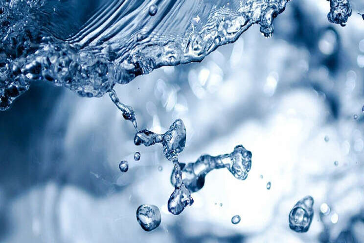 Schoner water in de kas... en er ook weer uit Schoner water in de kas... en er ook weer uit